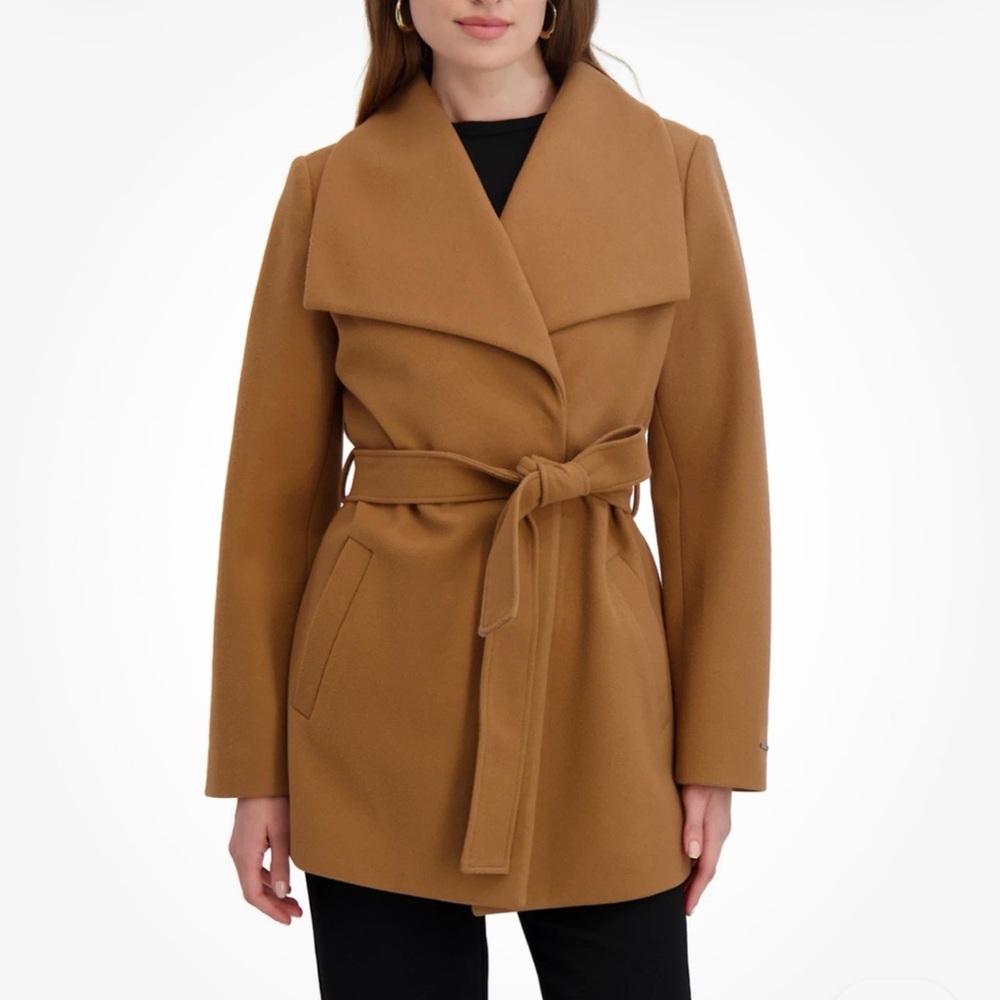 Tahari Women's Camel Trench Coat